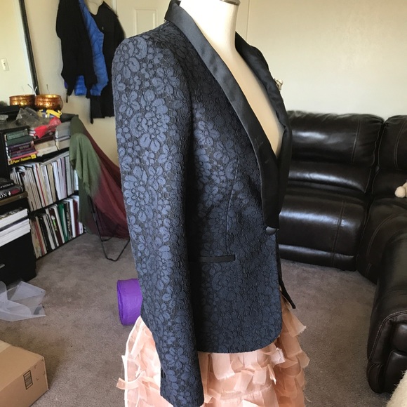 Zara tuxedo lace jacket - Picture 2 of 3